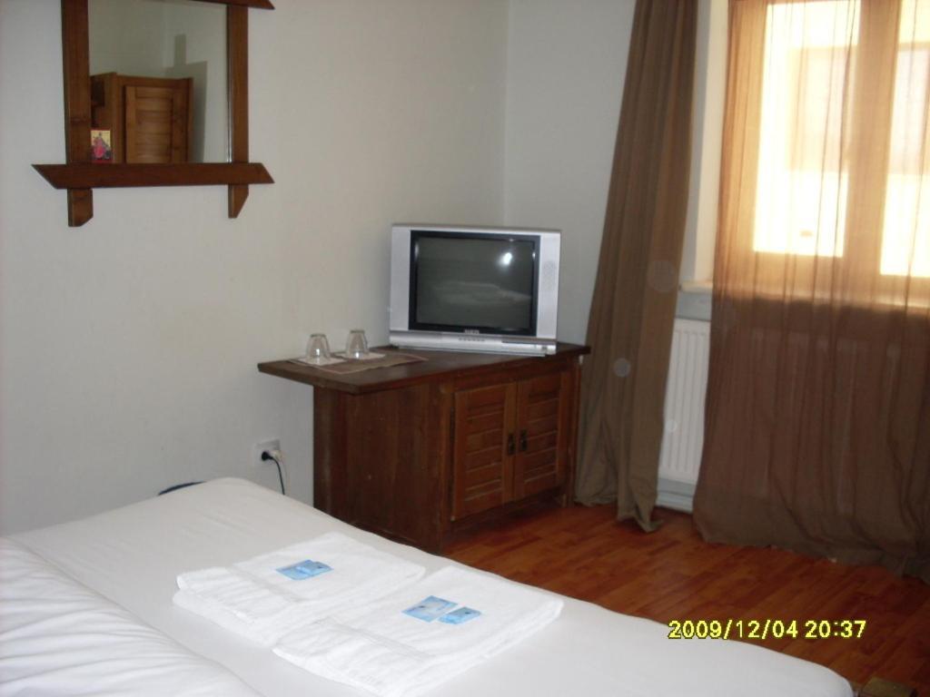 Hotel Casa Oana Iasi Habitación foto